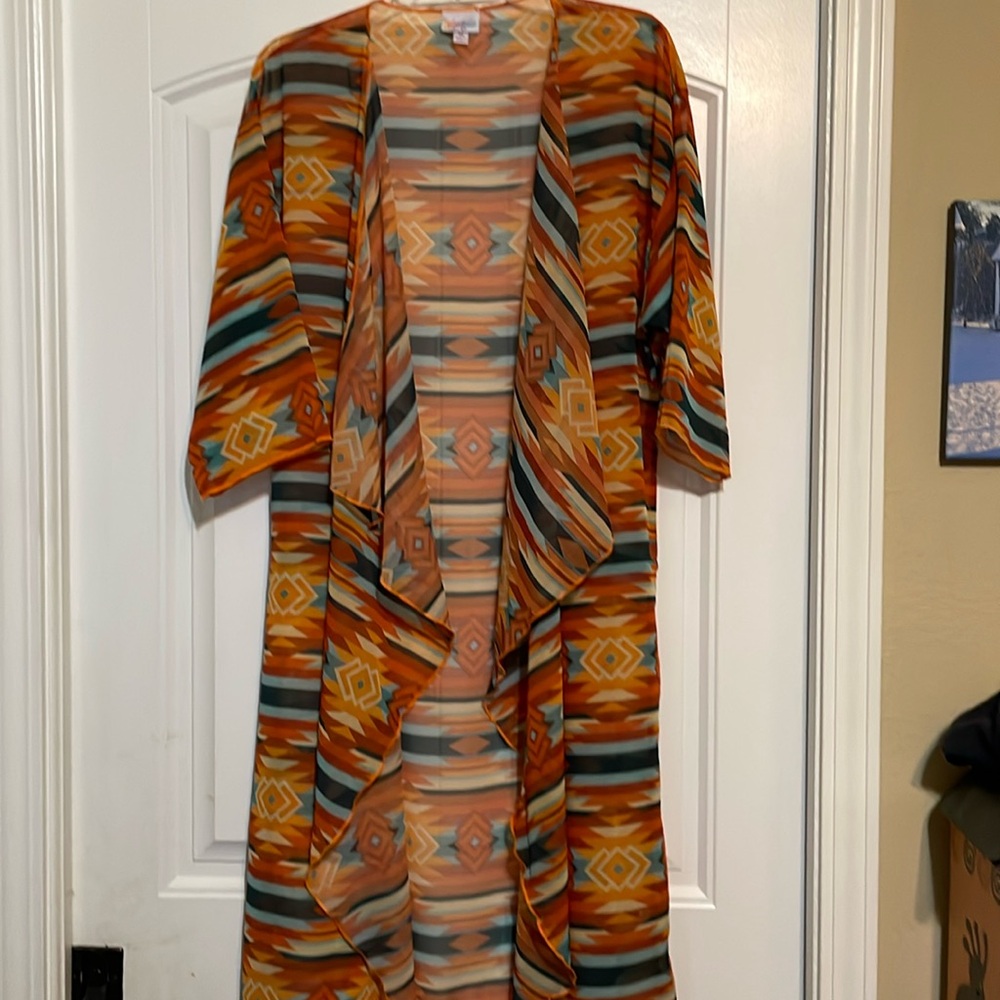 Lularoe Shirley cover